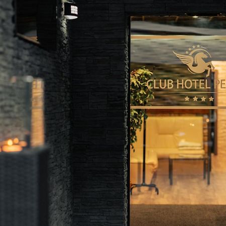Club Hotel Pegasus Tiszaug Eksteriør bilde