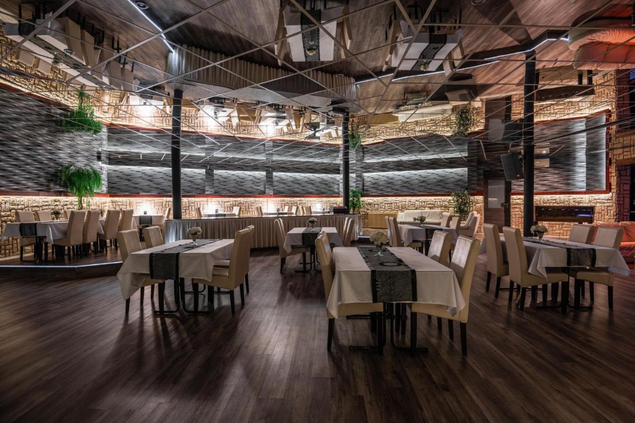 Club Hotel Pegasus Tiszaug Eksteriør bilde
