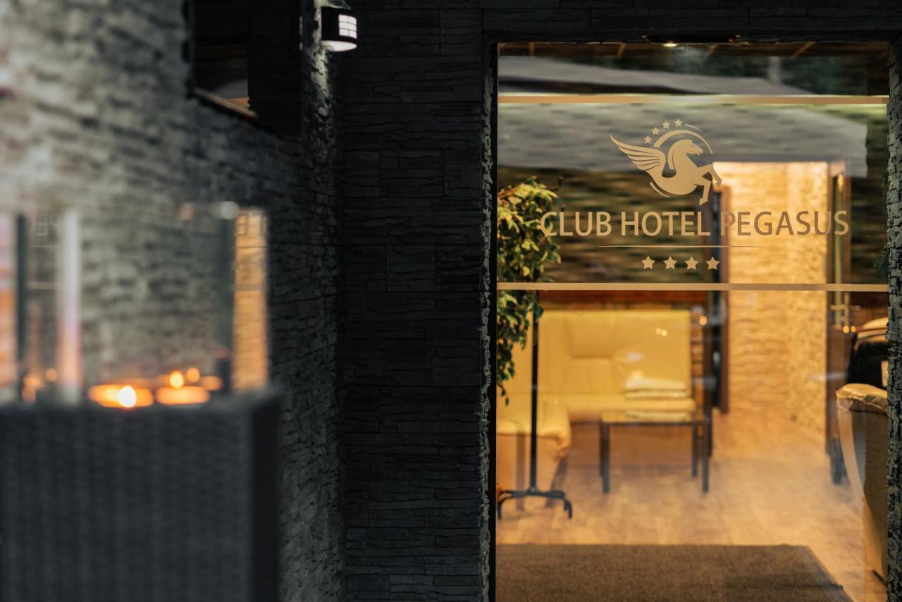 Club Hotel Pegasus Tiszaug Eksteriør bilde